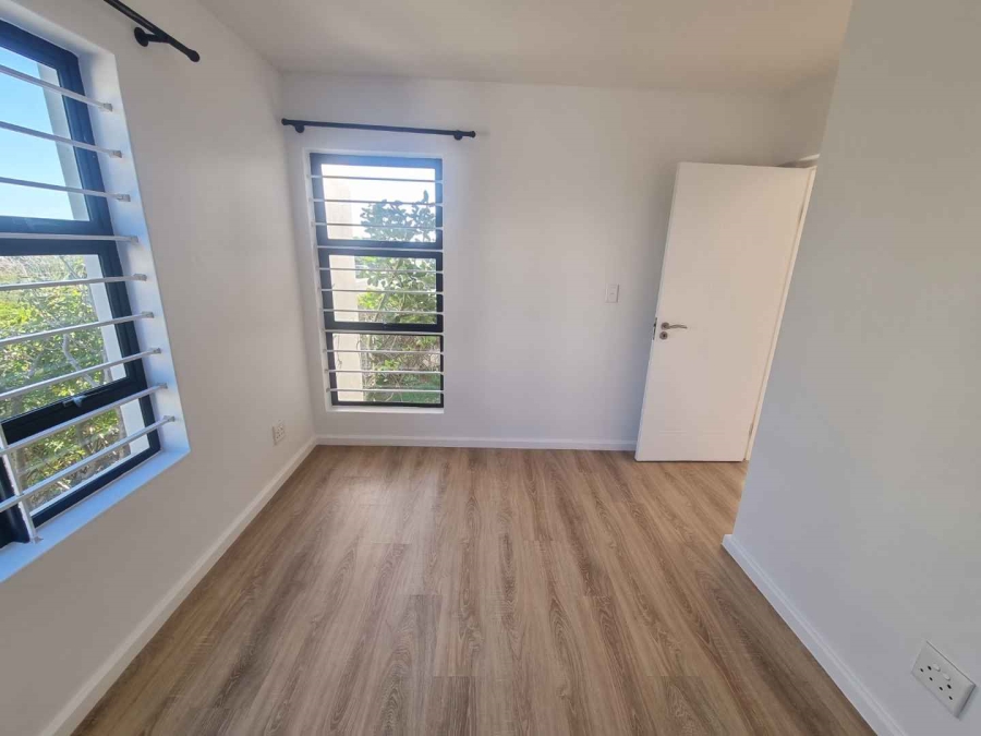 To Let 2 Bedroom Property for Rent in Burgundy Estate Western Cape